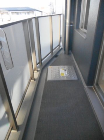 バルコニー　※別部屋　参考写真