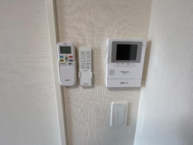 セキュリティ　カメラ付インターホン（イメージ）