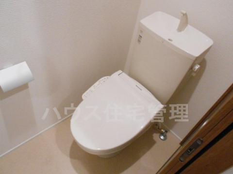 トイレ　シャワー付トイレ