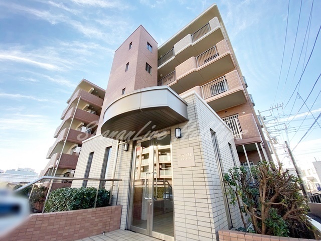 建物外観　おしゃれな外観です♪