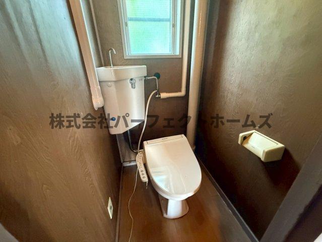 トイレ　落ち着いたトイレです