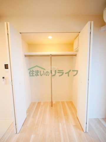 収納　プライムメゾン本郷 1205