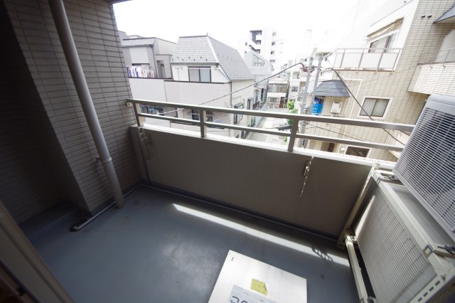 バルコニー　※同間取り別部屋参考写真