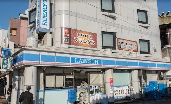 コンビニ　ローソン鶯谷駅前店（コンビニ）まで177m