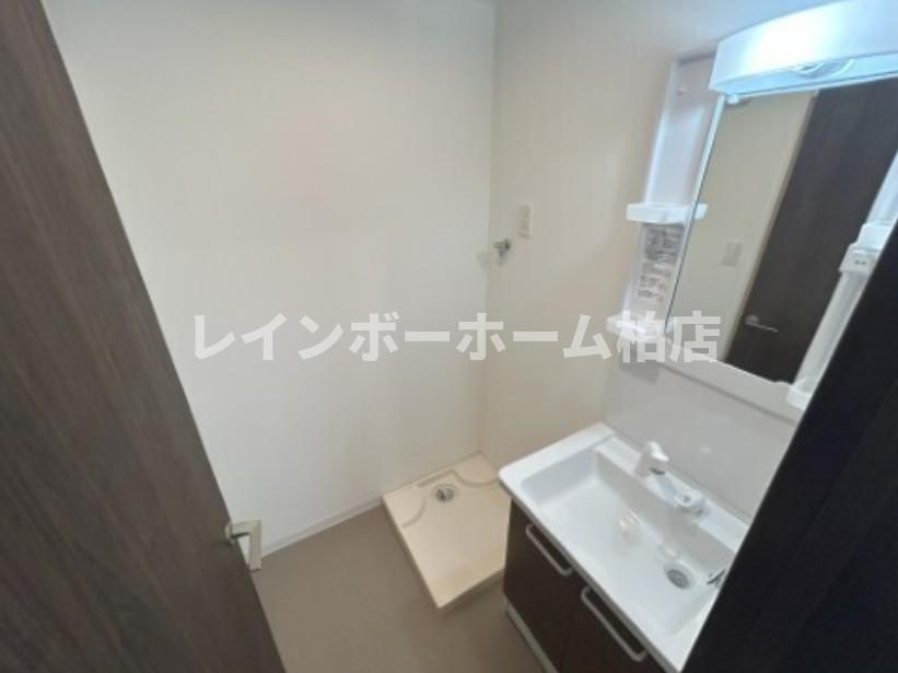 洗面設備　広い洗面スペース