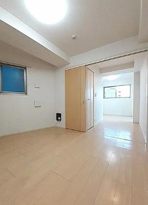 居室・リビング　別部屋の画像を使用しております。