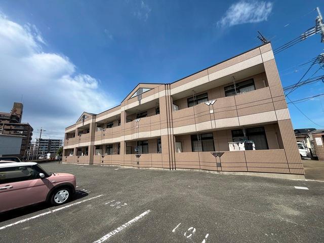 建物外観　外観写真（昼）