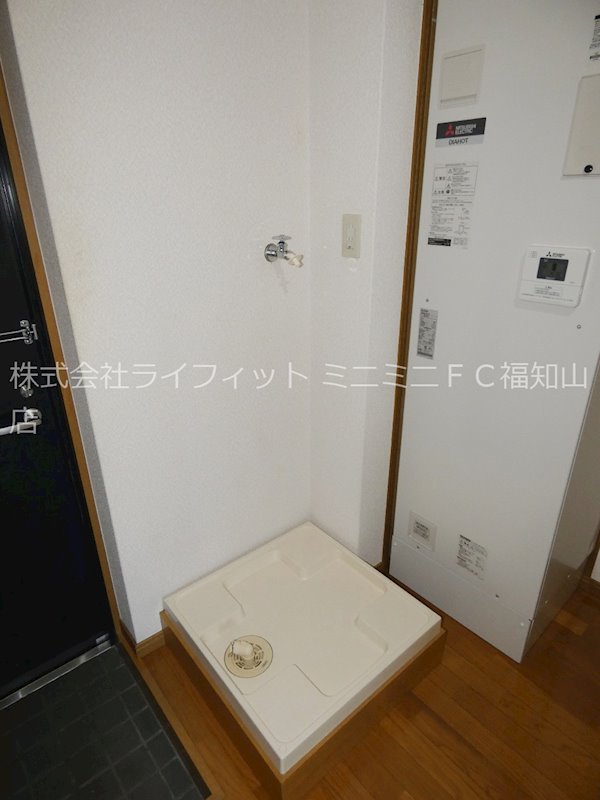 その他設備　温水器・防止パン