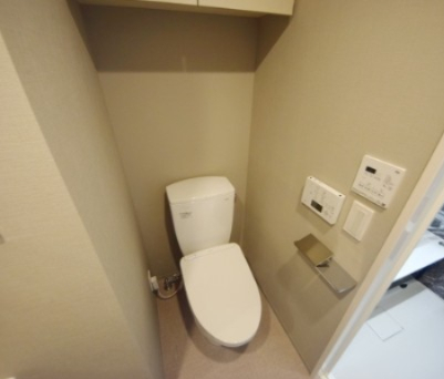 トイレ　別部屋参考画像です