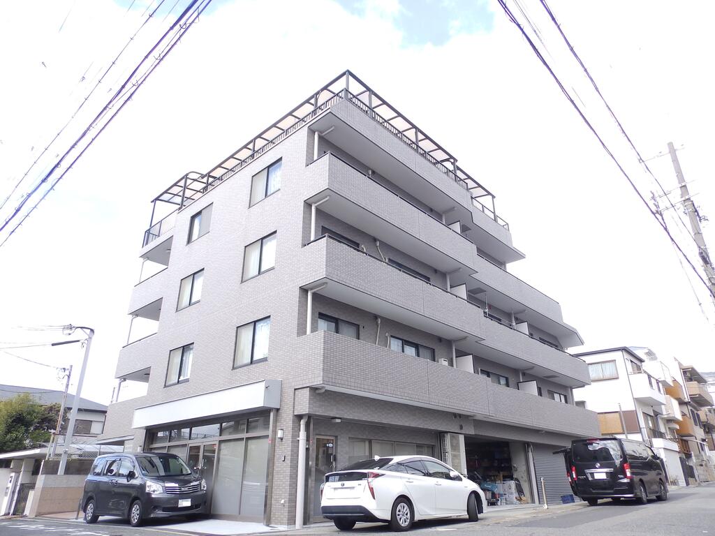 建物外観　高級感あります