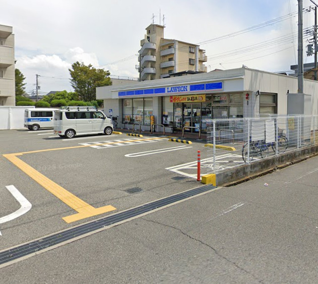 コンビニ　ローソン 尼崎東難波三丁目店（コンビニ）まで387m