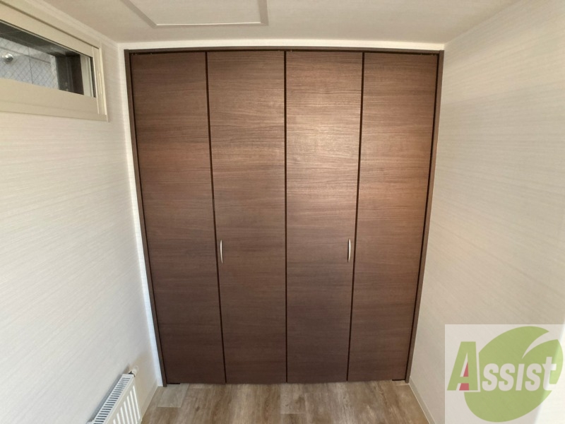 収納　寝室の収納です。部屋がすっきり片付きます。