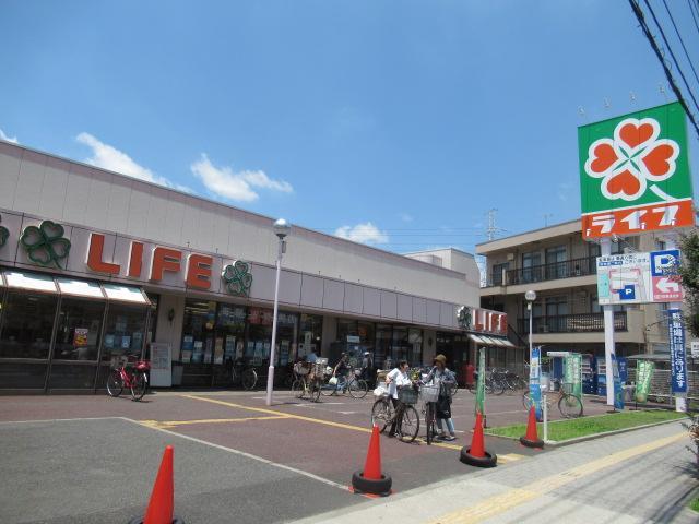 スーパー　ベルクス西新井西店（スーパー）まで316m