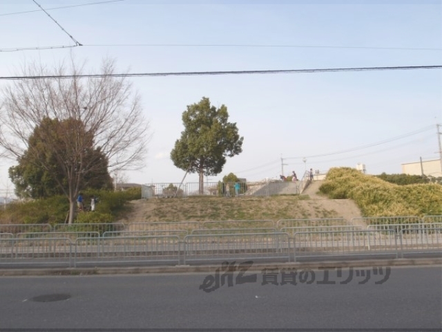 公園　上桂公園（公園）まで380m