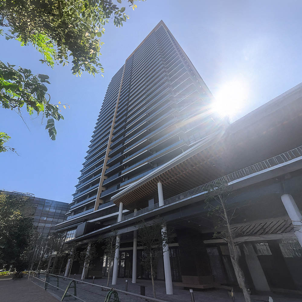 建物外観　住宅×ホテル×商業が一体となった大規模複合開発マンション