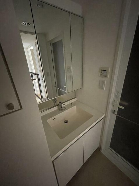 洗面設備　別部屋参考写真