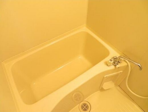 バス・シャワールーム　別号室の参考写真です。