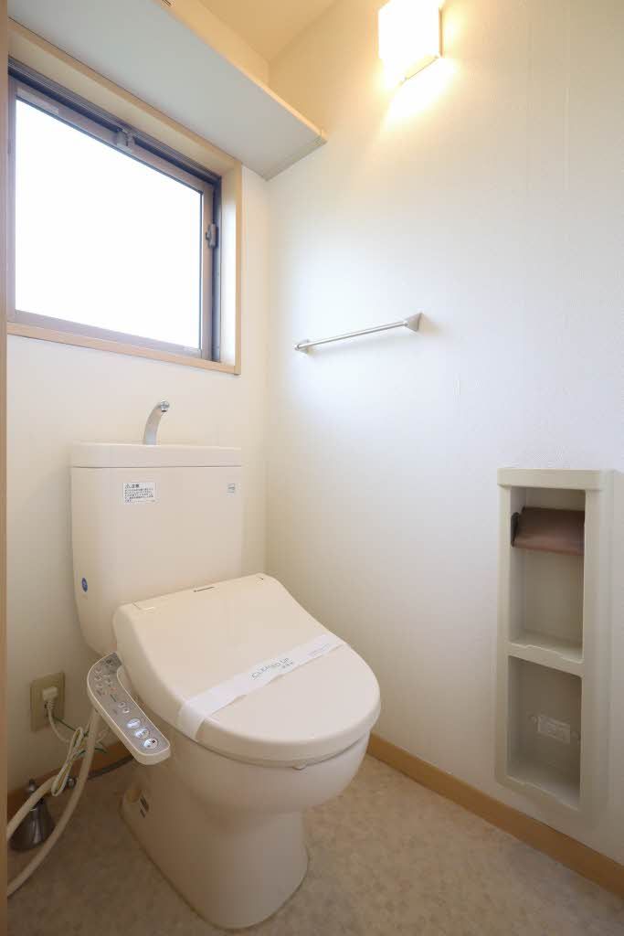 夕部シャーメゾン Eのトイレ写真