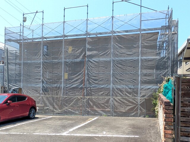 建物外観　建築中