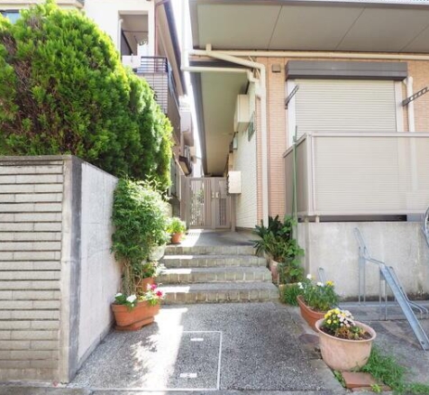 エントランス　建物入口☆