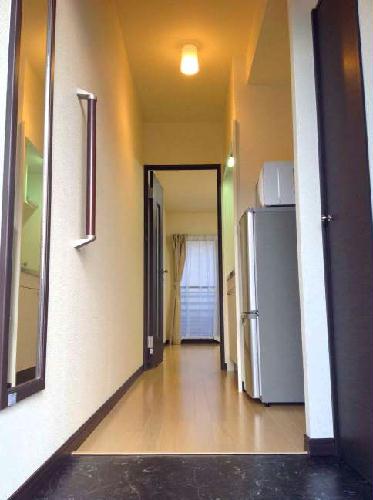玄関　設備・仕様は号室により異なる為、現況を優先致します。
