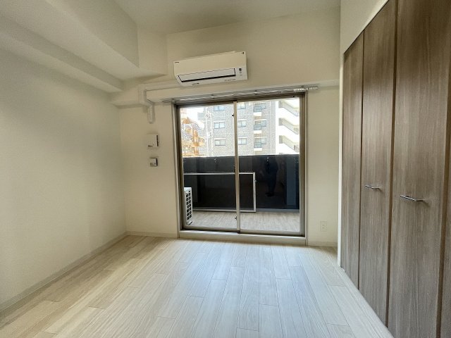 その他部屋・スペース　落ち着いて過ごせるお部屋なので、寝室にいかがでしょうか