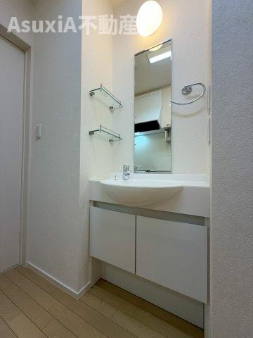 洗面設備　別タイプのお部屋の写真です