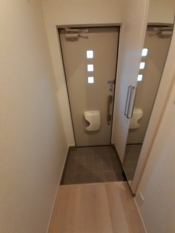 玄関　ゆったりとした玄関です