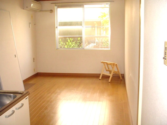 居室・リビング　※別部屋参考写真