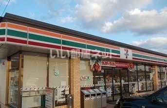 コンビニ　セブンイレブン 勝央町岡店（コンビニ）まで575m