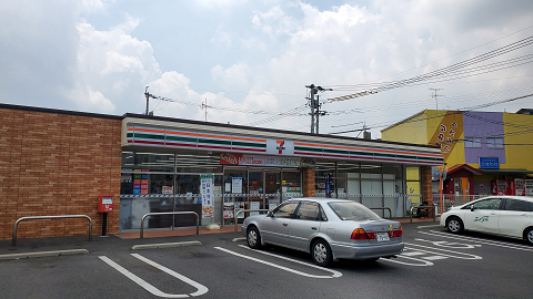 コンビニ　セブンイレブン小倉今町店（コンビニ）まで574m