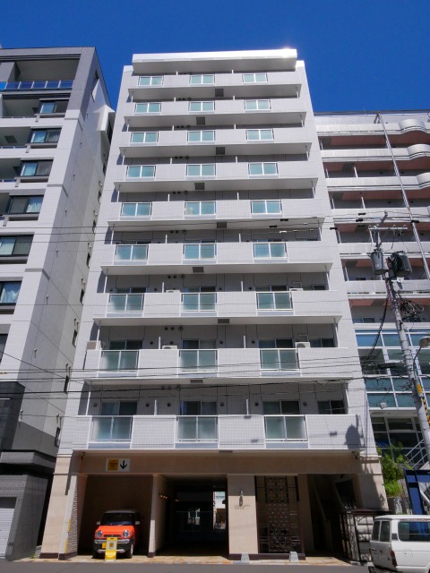 建物外観　エレベーター付き☆