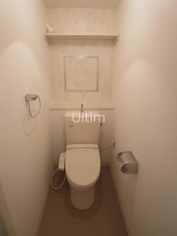 トイレ　別部屋のお写真です。ご参考までに！