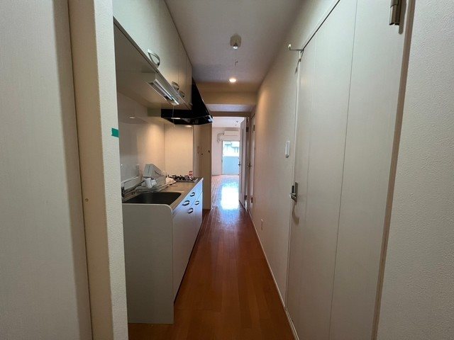 玄関　*別部屋参照