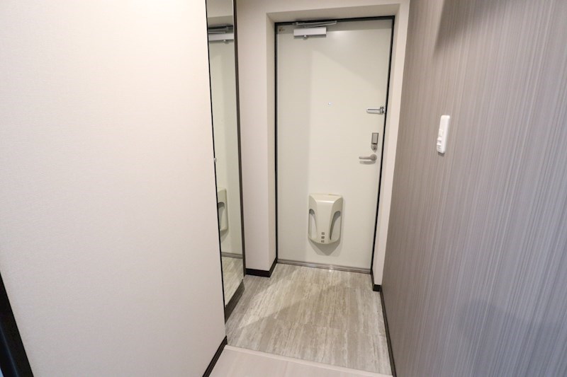 玄関　他室写真