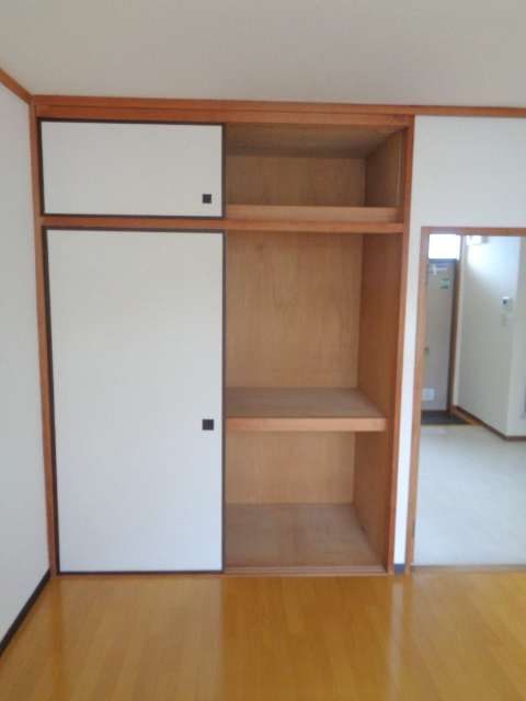 収納　天袋付きの収納