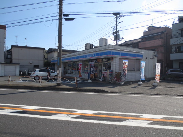 コンビニ　ローソン川崎浅田三丁目（コンビニ）まで99m