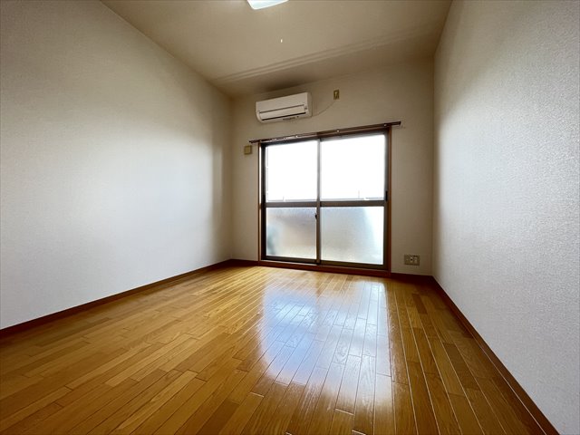 居室・リビング　居室
