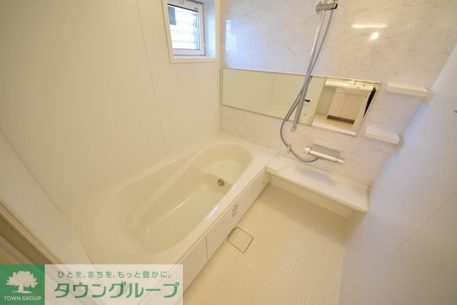 バス・シャワールーム　詳細はタウンハウジング蘇我店までお問合せください♪