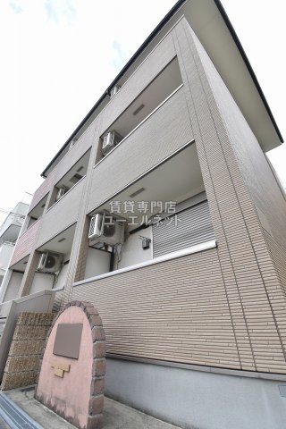建物外観　キレイな外観
