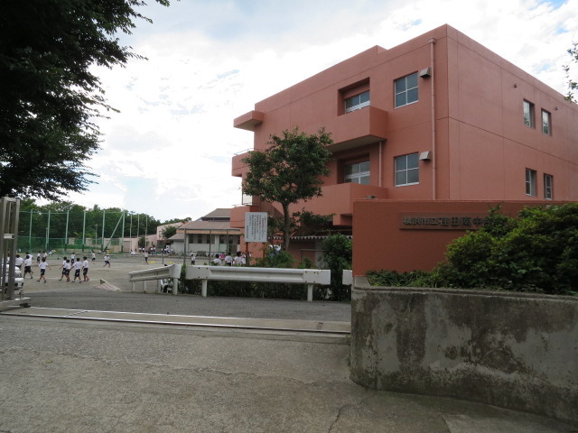 中学校　荏田南中学校（中学校）まで1900m