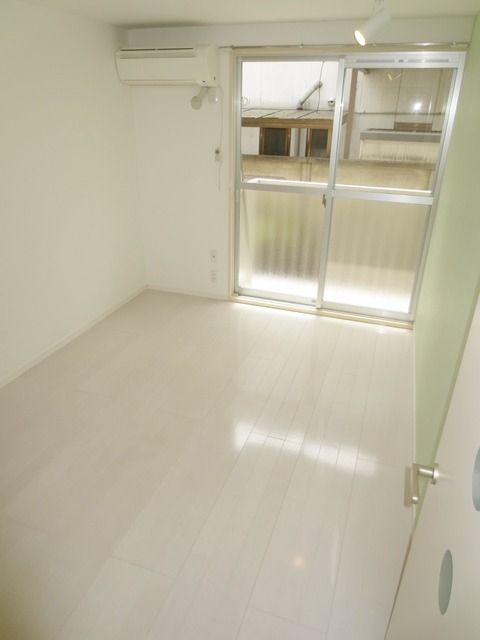 居室・リビング　別部屋参考写真