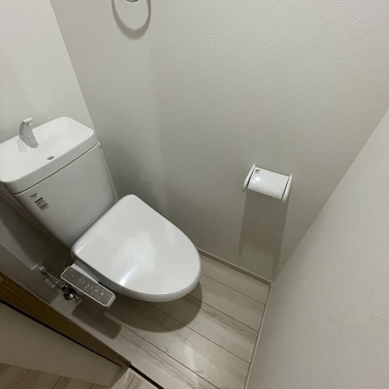 トイレ　別部屋参照写真