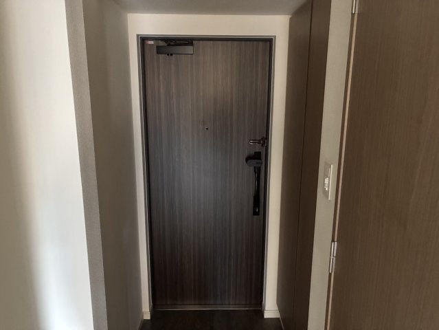 ラグゼナ上前津の玄関写真
