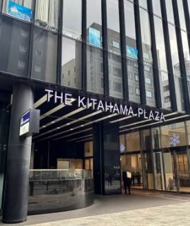 ショッピングセンター　THE　Kitahama　PLAZA（ショッピングセンター）まで345m