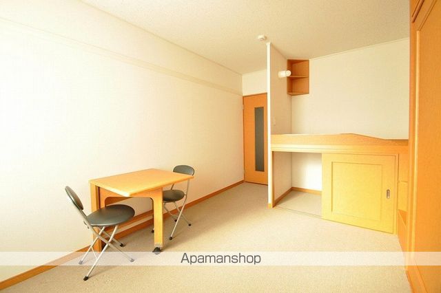 レオパレスつぬがの居間写真