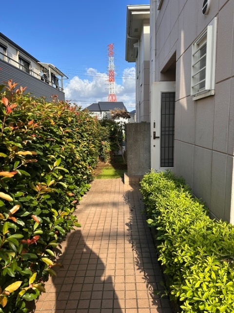 ブリージングタウン百草園 L1の外観写真