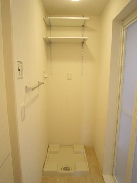 その他設備　室内洗濯機置場