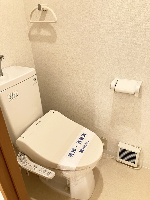 ＪＲ山陰本線 乃木駅 徒歩31分 4階建 築24年のトイレ写真