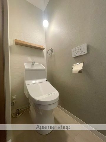 近鉄南大阪線 矢田駅 徒歩2分 3階建 築9年のトイレ写真